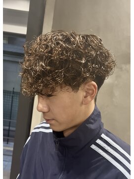 エッジ(EDGE) 大分メンズ刈り上げマッシュプードルパーマスタイル