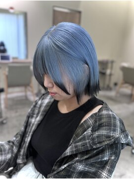 ジェム リット(GEM lit) アイスブルー×ブラックデザイン◎