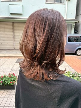 ウルフレイヤー髪質改善白髪染めハイライト30代40代元町中華街