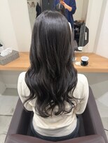 アトレ 福岡大名店(attrait)&nbsp;ロングヘアを上品に。グレージュカラー×丁寧なカット