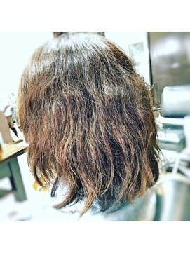 キャン 温品店(CAN) 【ＣＡＮ】　ＮＫＤ　こなれ系ミディアムパーマスタイル