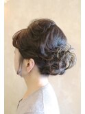 ショートスタイルでもできる！付け毛でカールアップ