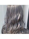 シークレットアッシュインナーカラーハイライト ウェーブロング
