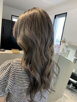 ロビィ 浦添店(LOBY)&nbsp;シルバーベージュ