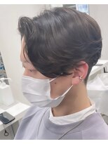 バイフィフス 原宿/表参道(by fifth)&nbsp;センターパート/ニュアンスパーマ/ツーブロ刈り上げ