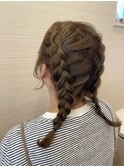編み込みアレンジ