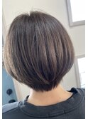 グレージュショートボブ
