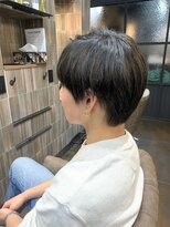 アクアヴィタエ(Aqua vitae)&nbsp;ナチュラル分け髪スタイル