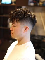 キングスマントーキョー 府中店(KINGSMAN TOKYO)&nbsp;ツーブロックマッシュ/波巻き/ハイライト/束感<理容室><府中駅>