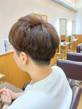 松本平太郎美容室 浦安店 くせ毛風ふんわりパーマ×ツーブロック刈上げ/30代40代50代60代