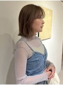 前下がりボブ ミルクティーベージュ