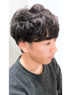 リア ウルル(Ria ulu.ru) メンズパーマ/ツーブロック/マッシュ/刈り上げ/眉カット/原宿