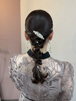 ミラ(Mila)&nbsp;艶ツヤタイト編みおろし★結婚式お呼ばれヘア