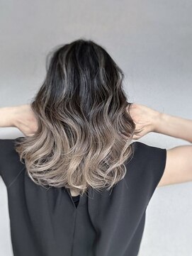 コラボエンリッチ(COLLABOENRICH) コントラストハイライト