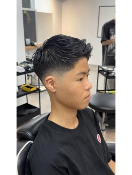 ヴィ 大宮(Vii) メンズ/バーバー/フェード/ツイストスパイラル/大宮