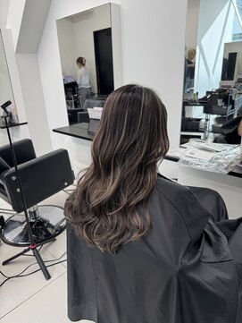 アライブ キチジョウジ(ALIVE Kichijoji) ベージュハイライトカラー