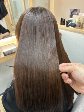 赤みなしミルキーグレージュ