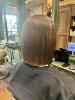 モナン(monan) 切りっぱなしハイトーンボブダークアッシュミルクティーブラウン