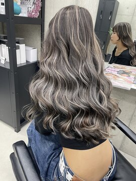 エゴル ナゴヤサカエ(ENGOL NAGOYA SAKAE) 【手島カミラ】グレージュ系コントラストハイライト