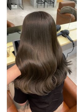 ルート 南堀江(route) 大人グレージュ