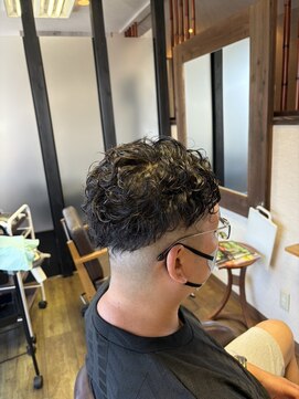 ヘアーズ はれるや(hair's) 波巻きパーマスパイラルパーマ韓国系カジュアル無造作パーマ