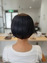 シーピ(siipi) スッキリ前下がりスタイル