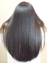 カット イン シルバー&nbsp;電子トリートメントでツヤツヤ髪