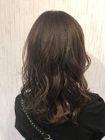 カペリベラ CapelliBella 香里園店 グレージュ