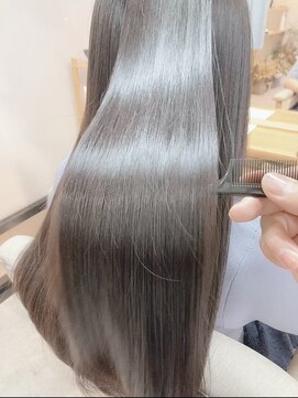 イーラ(era) 《era》　サイエンスアクア　髪質改善トリートメント　みわ