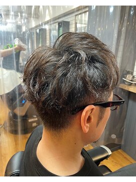 メンズサロン エクシア ブラト(brat) ショートパーマスタイル×アースカラー×30代/40代