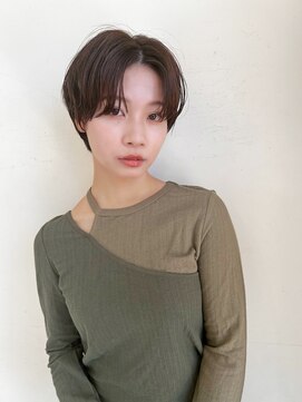 ハピネス クローバー 学園前店(Happiness CLOVER) 丸みショート/前髪/顔周りカット/透明感/20代30代40代50代