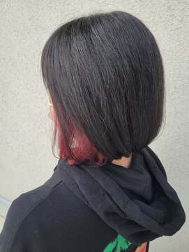 ゴットラトゥール(GOTTO LATOUR) イヤリングカラーイメチェンインナーカラーアッシュ赤ボブ