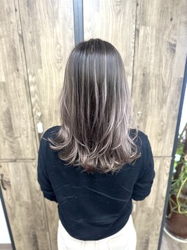 ヴィフ 大船(VIF) クール/似合わせカット/大人可愛いバレイヤージュ/ケアブリーチ/