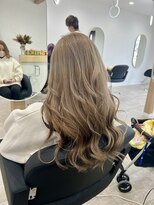 シキ(shiki) White milk tea beige