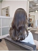 30代40代50代60代ロング 明るい白髪染めでグレージュアッシュ