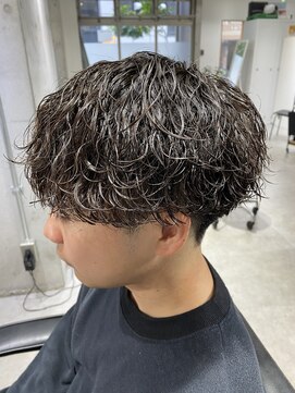 ハイプ(HYPE) 波巻き/メッシュ/スキンフェード/学割/白髪染め/縮毛矯正/韓国