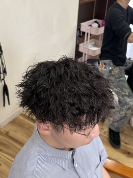 スウェル 千葉店(Swell) 強めでもいやらしくない。計算されたツイストスパイラル