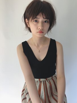 ジジ 代々木(Gigi) 代々木/ブリーチなし/ショートボブ/酸性ストレート/新宿/韓国