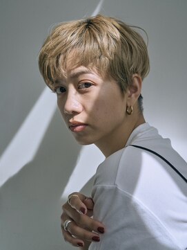 サーカス バイ ビュートリアム 青山(CIRCUS by BEAUTRIUM) 大人可愛い ベリーショート ショートヘア マッシュショート