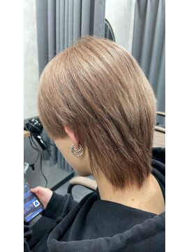 メンズウルフ×ベージュ