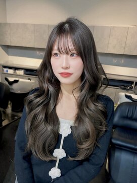 クム(kumu) 【kumu】 ロングレイヤー/顔周りカット/栄/名古屋
