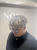 ノイ(NOI)&nbsp;MEN’S HAIR/波巻きツイストスパイラル/リバースセンターパート
