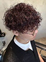 ディスイズバーバーサード(THIS IS BARBER 3rd)&nbsp;ツイストスパイラルパーマ マッシュショート カシスブラウン