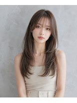 ワトワ 空堀店(WAtoWA)&nbsp;夏の上品ミルクブラウン×白髪ぼかし・小顔レイヤーロング
