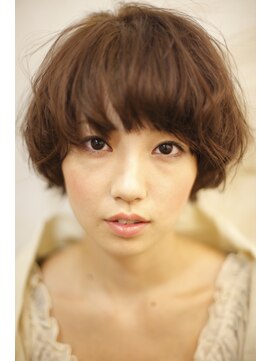 ブーケ(BOUQUET) 毛先にパーマで変身マッシュボブ。