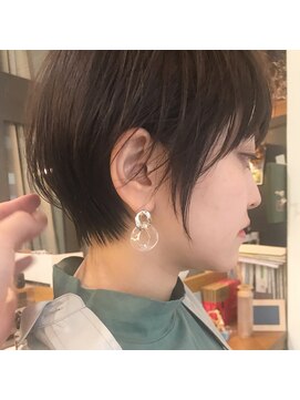 キセツ(ki se tsu) あたまのかたちがきれいになる丸みとくびれショート