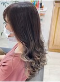 theoscar Whiteベージュ×シアベージュ インナーカラー