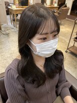 シェノン 西梅田(CHAINON)&nbsp;黒髪/グレーベージュ/レイヤーカット/アッシュ/前髪パーマ