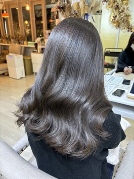 アミュー(amiu) ラベンダーグレージュ/韓国風巻き