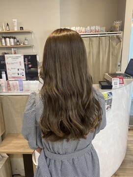 スノードロップ 高円寺店(Snowdrop) カール/セミディ/シアーカラー/姫カット/高円寺